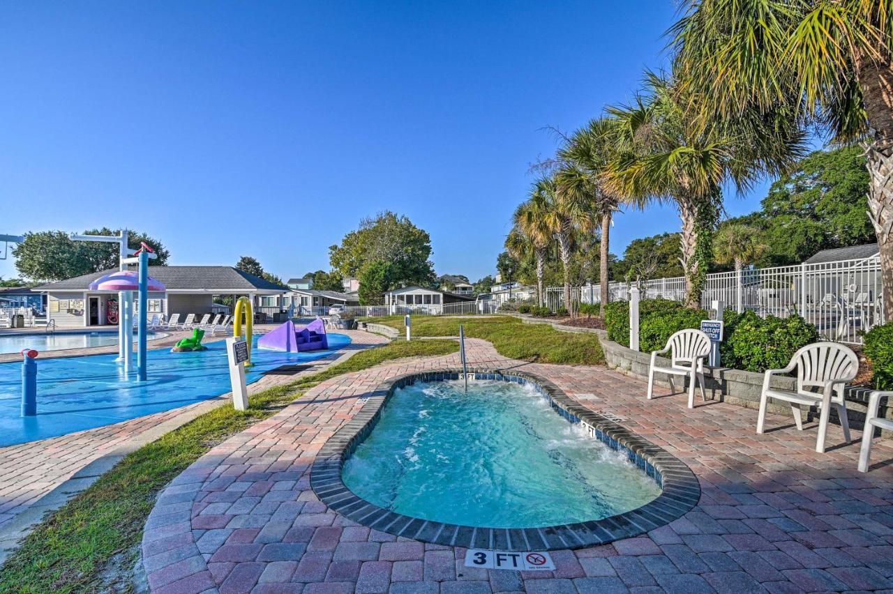 Lovely Myrtle Beach Getaway - Walk To Beach! Exterior photo