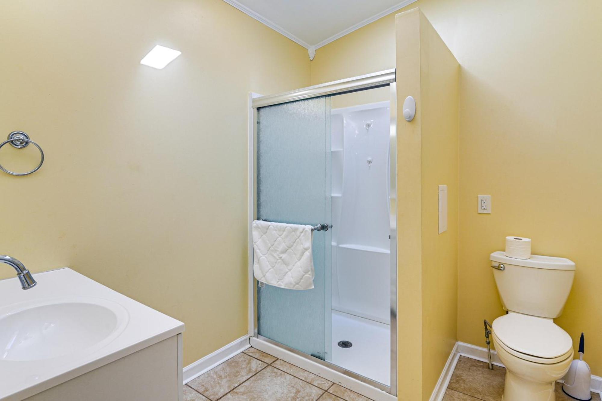 Lovely Myrtle Beach Getaway - Walk To Beach! Exterior photo