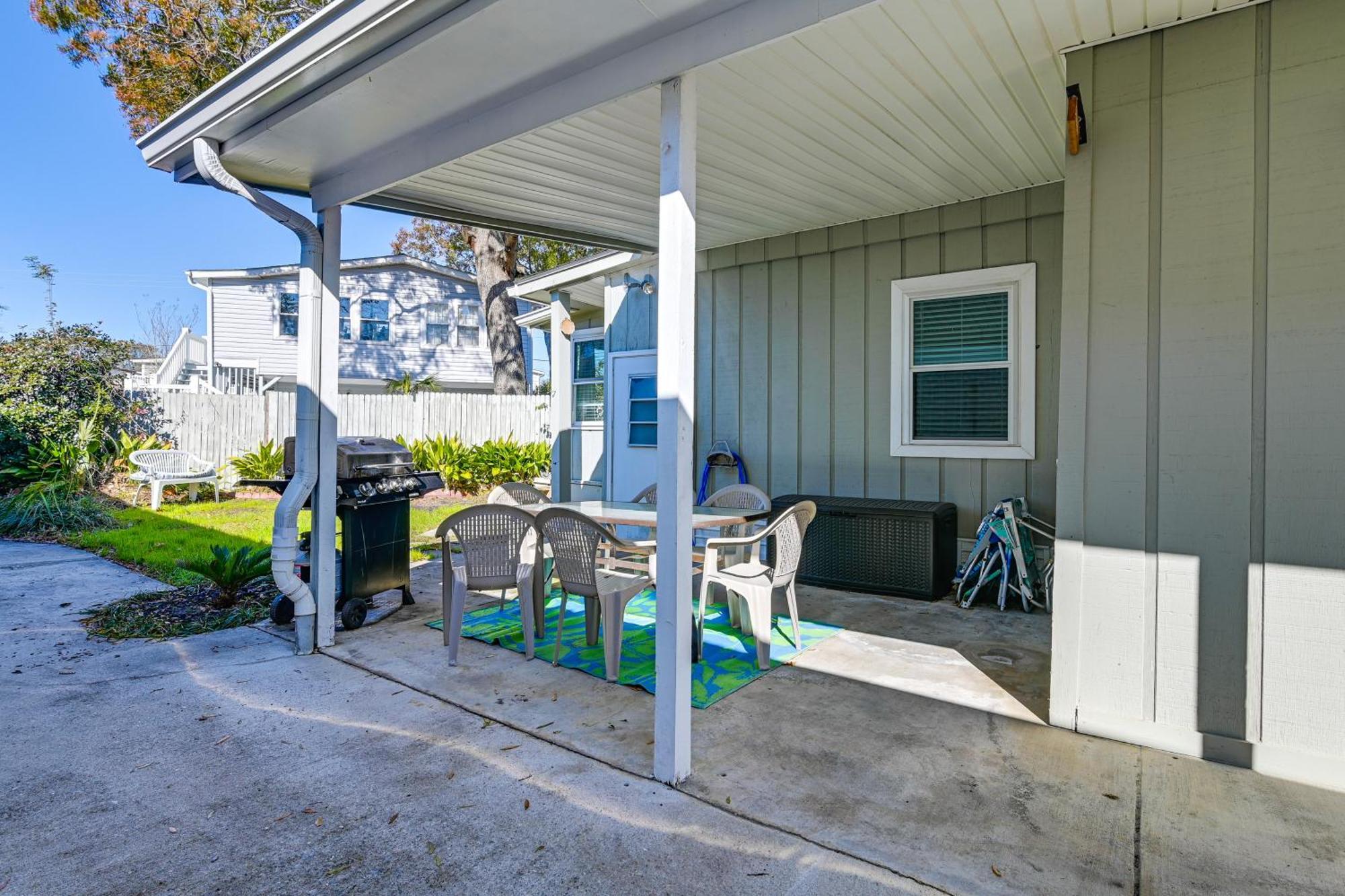 Lovely Myrtle Beach Getaway - Walk To Beach! Exterior photo