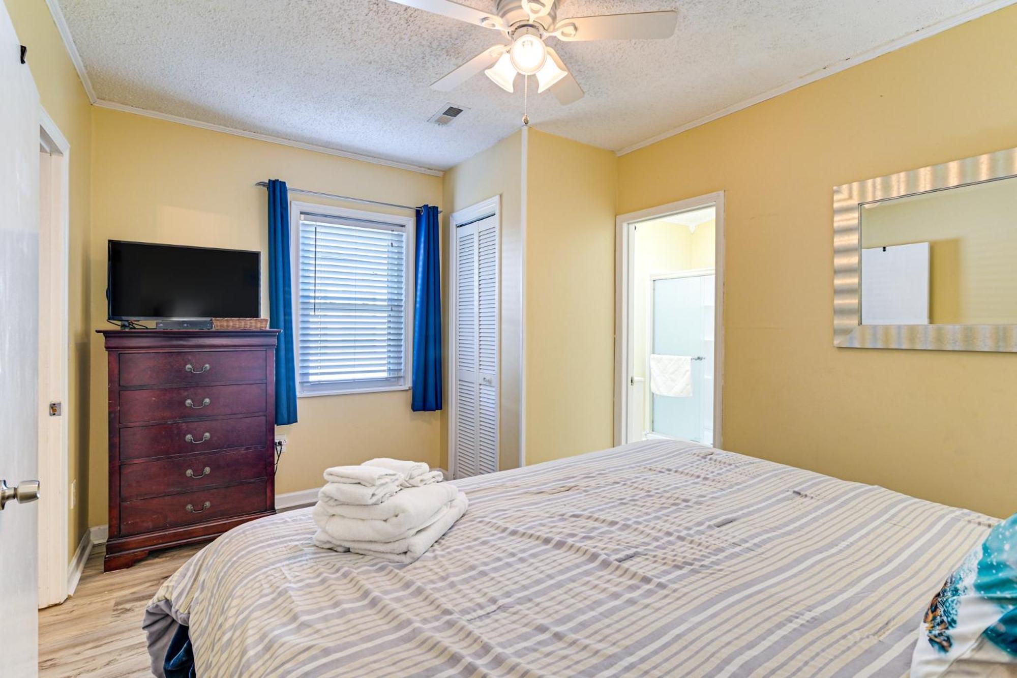 Lovely Myrtle Beach Getaway - Walk To Beach! Exterior photo